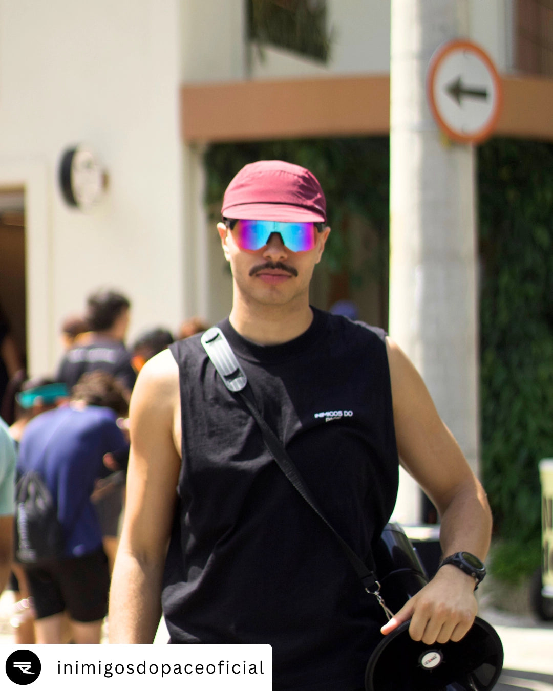 ÓCULOS RIO - PRETO ROSA